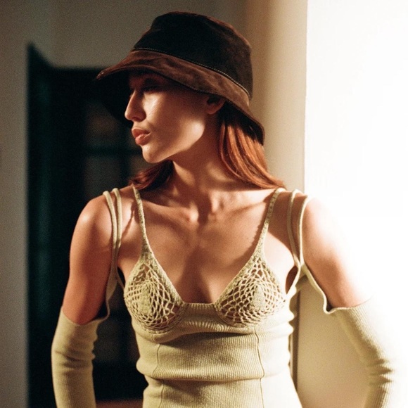 COCOBUNNY Collections brown suede bucket hat - Picture 7 of 9